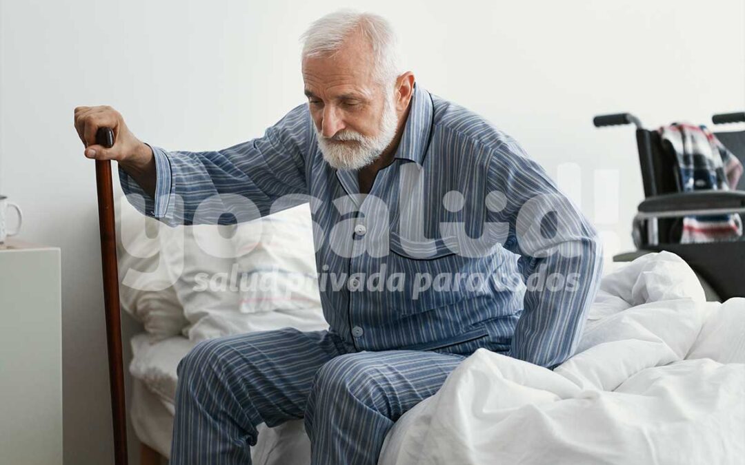 ¿Te despiertas entre la noche para ir al baño? Puede ser tu próstata